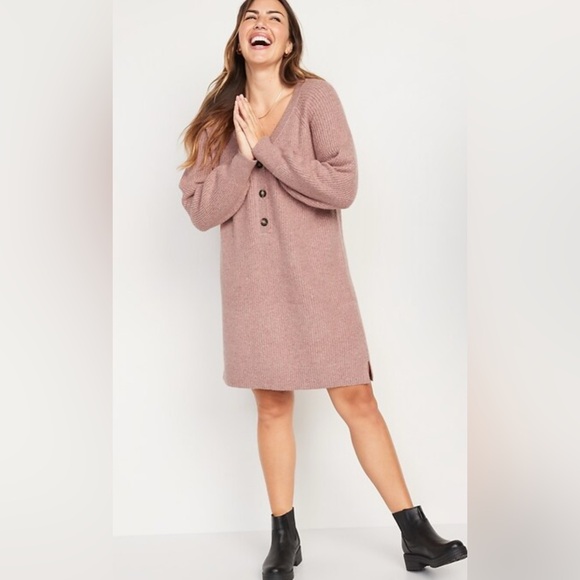 Old Navy Dresses & Skirts - NWT Size S Old Navy Long-Sleeve Rib-Knit Mini Sweater Dress